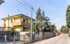 Foto Appartamento in vendita a Caronno Pertusella