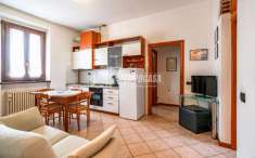 Foto Appartamento in vendita a Caronno Pertusella