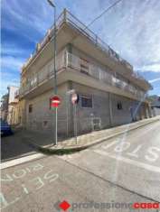 Foto Appartamento in vendita a Carosino - 5 locali 140mq