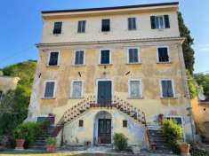 Foto Appartamento in vendita a Carrara 120 mq  Rif: 1142884