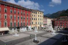 Foto Appartamento in vendita a Carrara 380 mq  Rif: 1296547