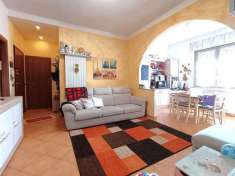 Foto Appartamento in vendita a Carrara