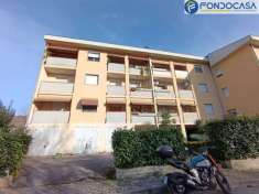 Foto Appartamento in vendita a Carrara