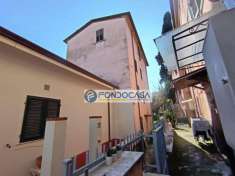 Foto Appartamento in vendita a Carrara