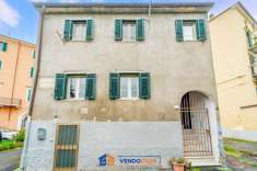 Foto Appartamento in vendita a Carrara