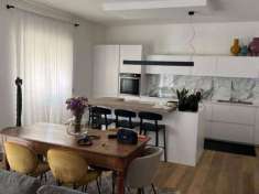 Foto Appartamento in vendita a Carrara 95 mq  Rif: 1235746