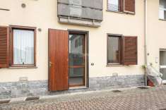 Foto Appartamento in vendita a Carugo