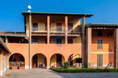 Foto Appartamento in vendita a Casalbuttano Ed Uniti - 4 locali 140mq