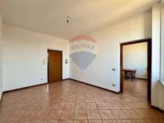 Foto Appartamento in vendita a Casalbuttano Ed Uniti