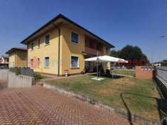 Foto Appartamento in vendita a Casaleone - 12 locali 400mq