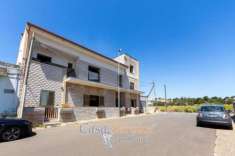 Foto Appartamento in vendita a Casarano - 4 locali 260mq