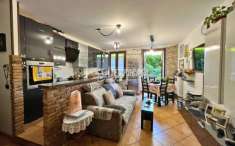 Foto Appartamento in vendita a Casatenovo