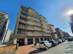 Foto Appartamento in vendita a Caserta - 5 locali 198mq