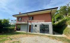 Foto Appartamento in vendita a Castagneto Po