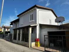 Foto Appartamento in vendita a Castel D'Azzano - 4 locali 125mq