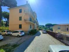 Foto Appartamento in vendita a Castel Gandolfo - 4 locali 90mq