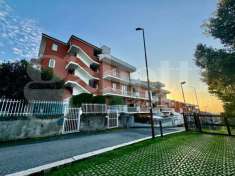 Foto Appartamento in vendita a Castel Gandolfo
