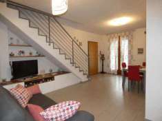 Foto Appartamento in vendita a Castelfiorentino - 5 locali 85mq