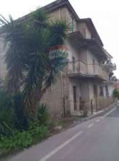 Foto Appartamento in vendita a Castelforte - 5 locali 112mq