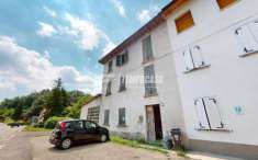 Foto Appartamento in vendita a Castelnovo Ne' Monti