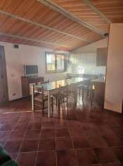 Foto Appartamento in vendita a Castelnuovo Berardenga - 8 locali 147mq