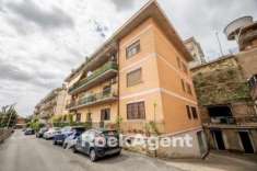 Foto Appartamento in vendita a Castelnuovo Di Porto - 4 locali 123mq