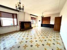 Foto Appartamento in vendita a Castelnuovo Magra 260 mq  Rif: 1235768