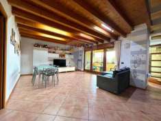 Foto Appartamento in vendita a Castelvetro Piacentino