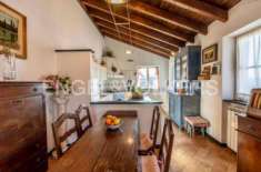 Foto Appartamento in vendita a Castiglione Chiavarese - 4 locali 97mq