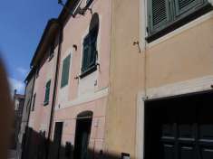 Foto Appartamento in vendita a Castiglione Chiavarese