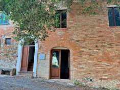 Foto Appartamento in vendita a Castiglione Del Lago - 5 locali 120mq