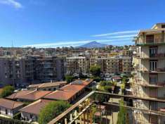 Foto Appartamento in vendita a Catania - 3 locali 87mq