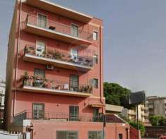 Foto Appartamento in vendita a Catania - 5 locali 105mq