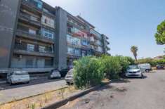 Foto Appartamento in vendita a Catania - 5 locali 70mq