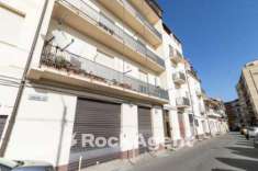 Foto Appartamento in vendita a Catanzaro - 5 locali 164mq