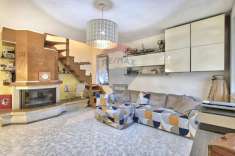 Foto Appartamento in vendita a Cavriglia