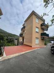Foto APPARTAMENTO in vendita a Celle ligure