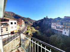 Foto Appartamento in vendita a Ceriana - 4 locali 90mq