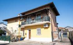 Foto Appartamento in vendita a Ceriano Laghetto