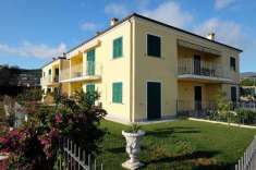 Foto Appartamento in vendita a Cervo