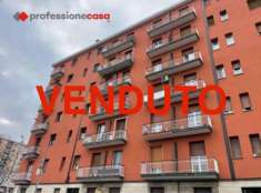 Foto Appartamento in vendita a Cesano Boscone - 2 locali 58mq