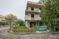 Foto Appartamento in vendita a Cesena