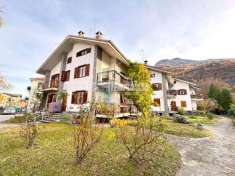 Foto Appartamento in vendita a Charvensod