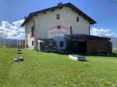 Foto Appartamento in vendita a Chies D'Alpago - 6 locali 108mq