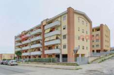 Foto Appartamento in vendita a Cisterna Di Latina - 3 locali 125mq