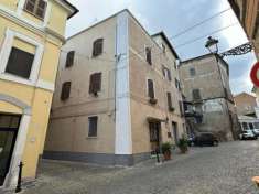 Foto Appartamento in vendita a Civita Castellana - 5 locali 125mq