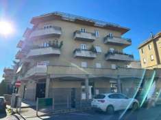 Foto Appartamento in vendita a Civita Castellana - 5 locali 150mq