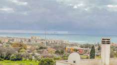 Foto Appartamento in vendita a Civitavecchia