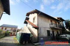 Foto Appartamento in Vendita a Cogliate via Milano