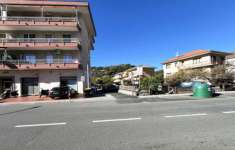 Foto Appartamento in vendita a Cogorno (GE)